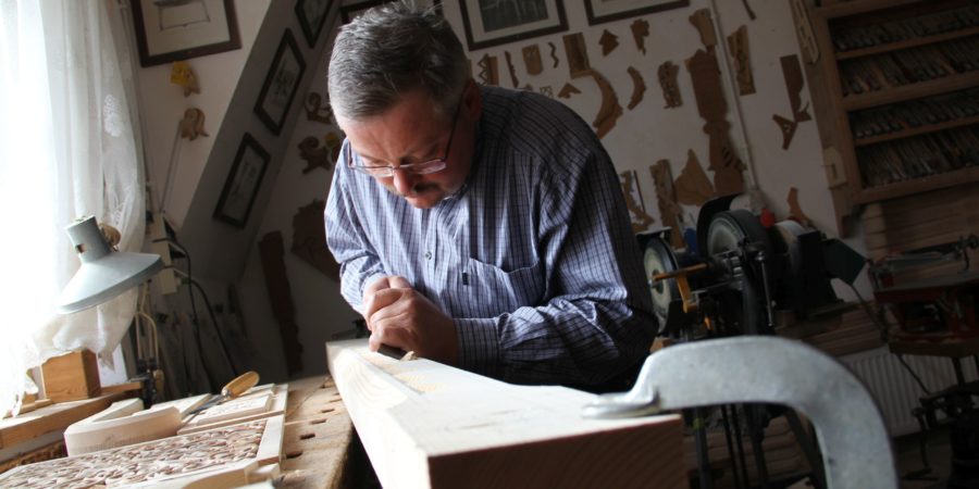 Edward Staszel stolarz z Dziianisza